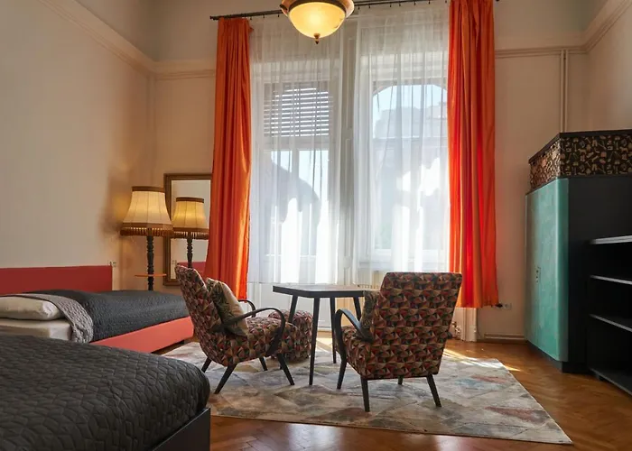 Ili Apartment