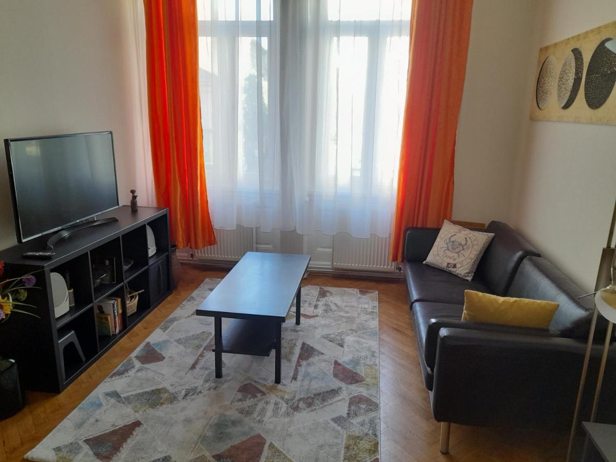 Ili Apartman *