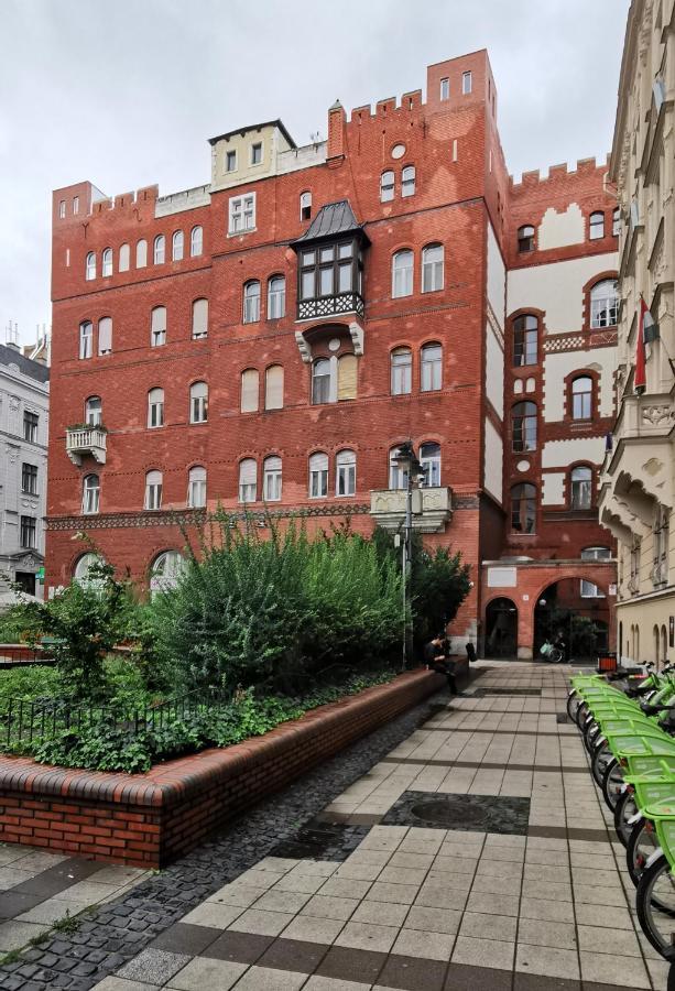 Ili Apartman *